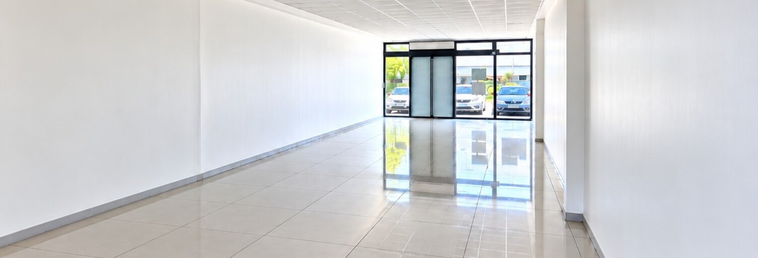 Commerce 1 Pièce 100 m² à louer à Baie-Mahault (97122)