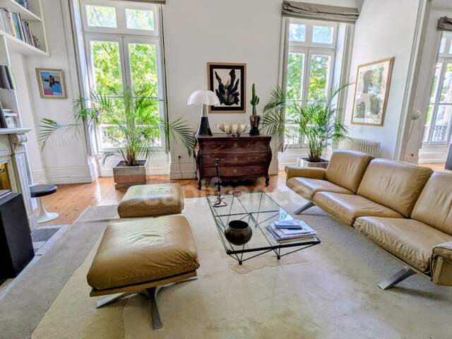 Appartement à vendre 7 pièces BAYONNE (64), 3 chambres, 1 bureau — photo du bien