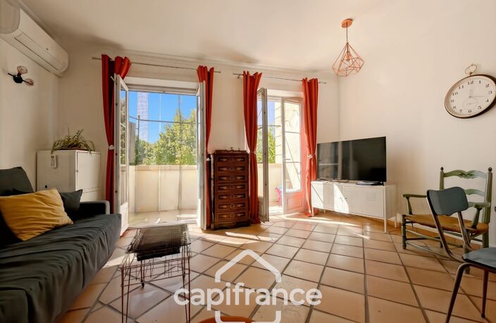 RARE SUR LE DOMAINE DE PONT ROYAL–APPARTEMENT DE STANDING de 48m2 CLIMATISE AVEC TERRASSE, VUE DÉGAGÉE ET PISCINE PRIVATIVE — photo 2