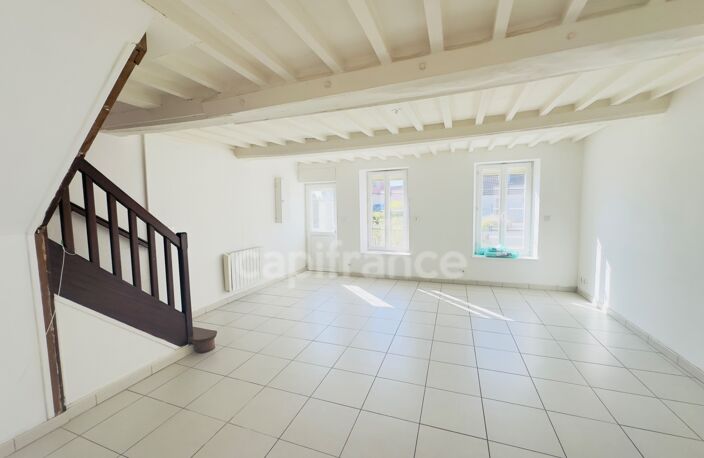 TOURVILLE-SUR-ODON (14) – MAISON AVEC 3 CHAMBRES, JARDIN ET DEUX GARAGES — photo 2