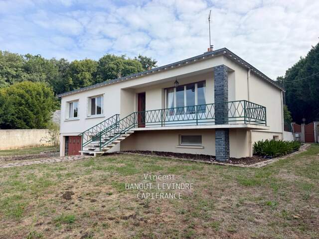Maison à vendre 6 pièces RIVES DU LOIR EN ANJOU (49) — photo du bien