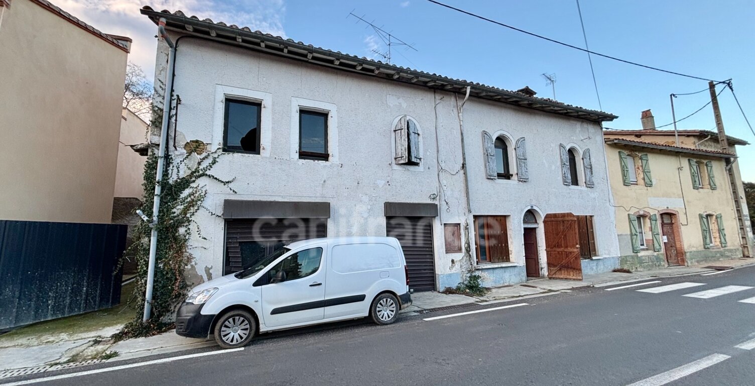 Ancien immeuble à rénover de 410 m² avec jardin et parking privatif – Larrazet (82) — photo 1