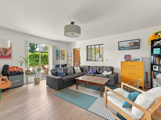 Appartement à vendre 4 pièces FERNEY VOLTAIRE (01) — photo du bien