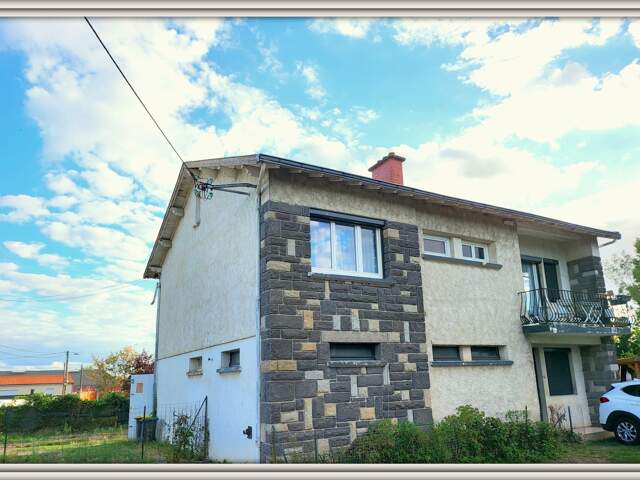 Maison à vendre 7 pièces LEZOUX (63) — photo du bien