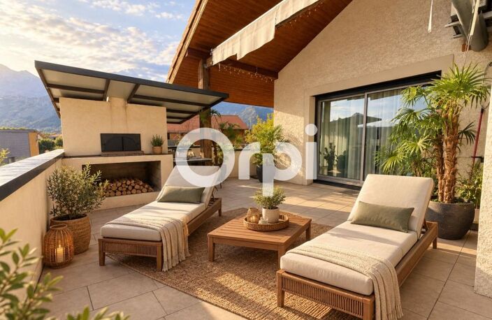 TENCIN – DUPLEX DE 158 M² AVEC TERRASSE, JARDIN PRIVATIF, GARAGE à VELO/MOTO ET PARKING — photo 4