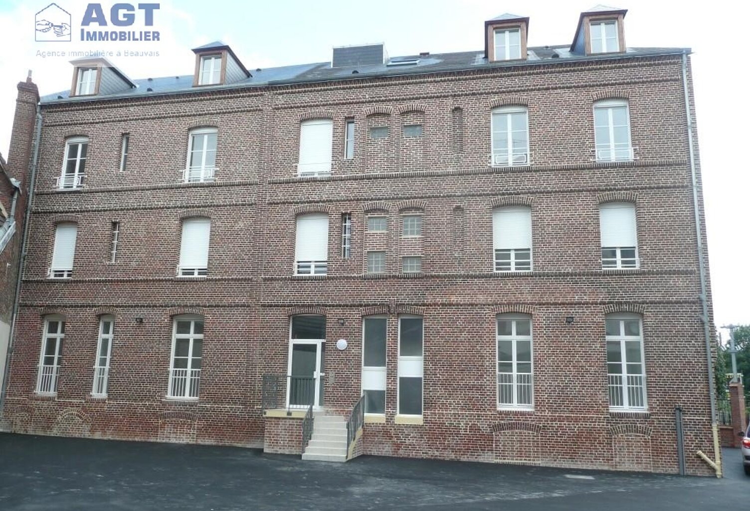 BEAUVAIS — photo 1