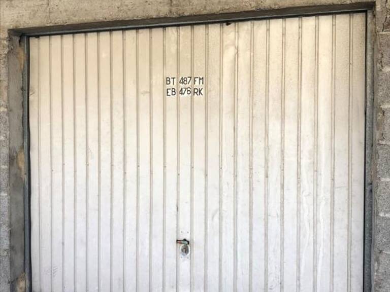 Garage individuel - FAUBOURG DE LA BADE - RIOM — photo 1