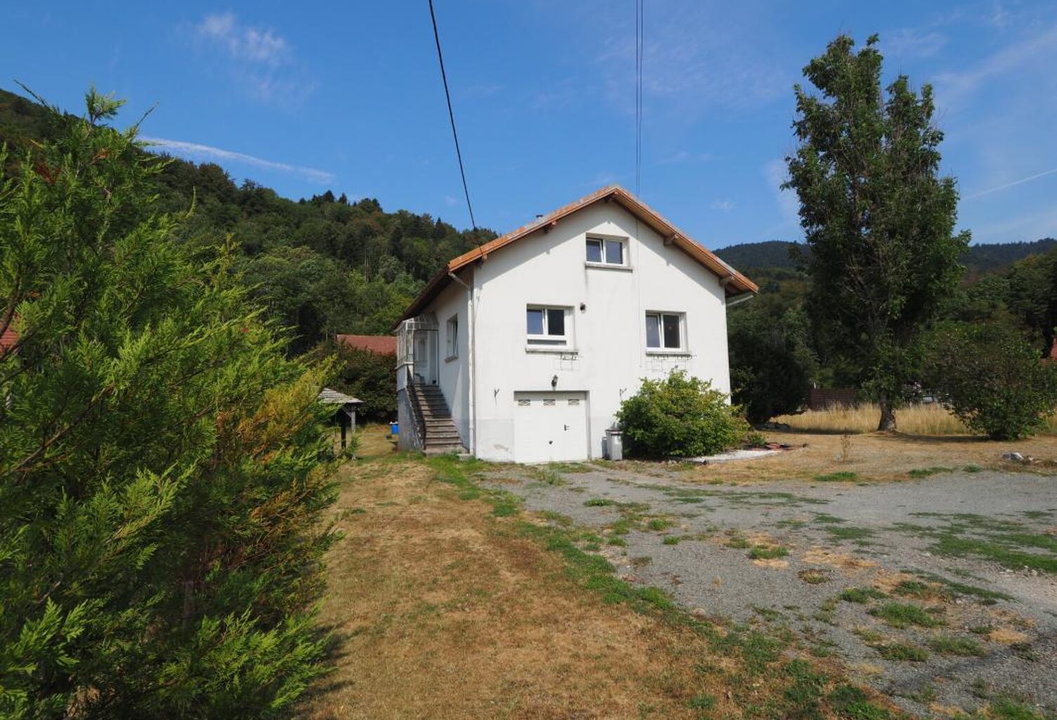 EXCLUSIF Secteur GIROMAGNY - Maison 4 chambres avec terrain — photo 1