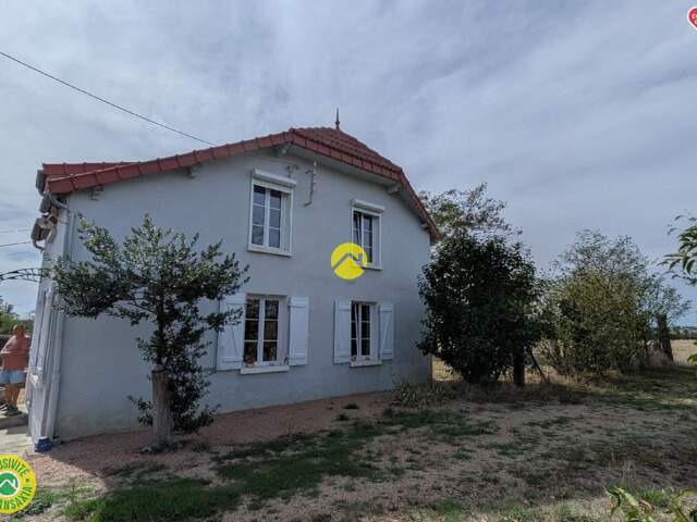 Maison 146 m² sur 13000 m² terrain — photo du bien
