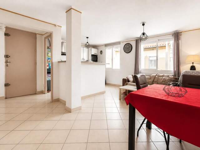 Appartement de 3 pièces de 65 m² à Perpignan + garage et cours — photo du bien