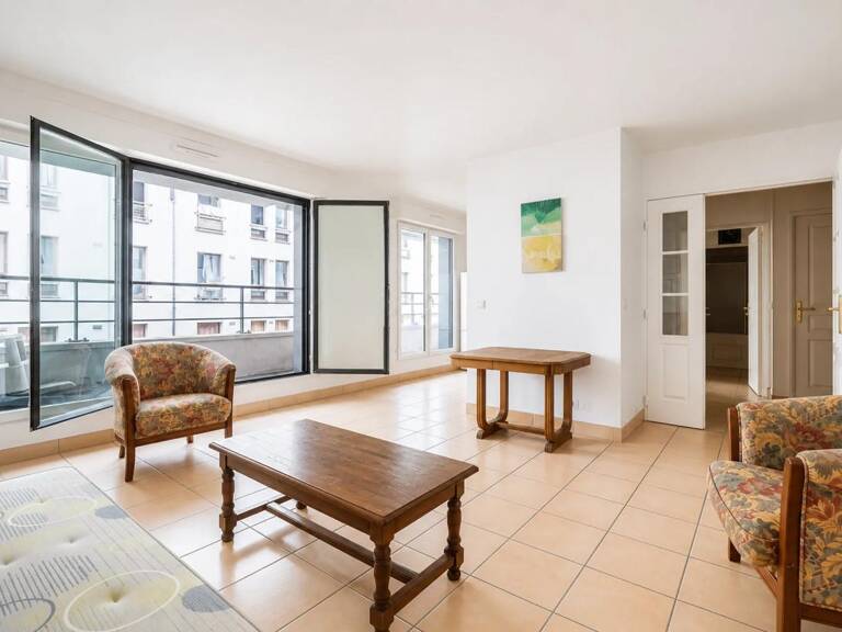 Appartement 2 pièces de 51 m² situé à Paris — photo 1