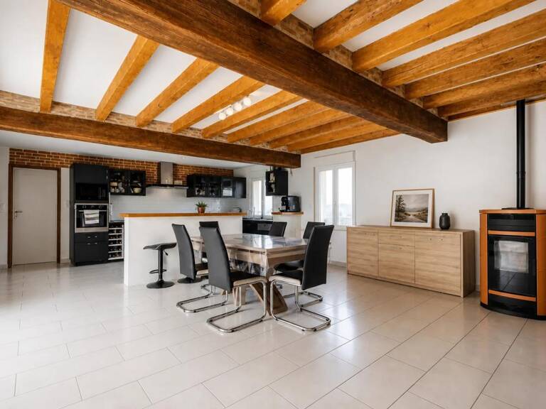 Maison de 6 pièces de 129 m² à La Chapelle-Montmartin — photo 1