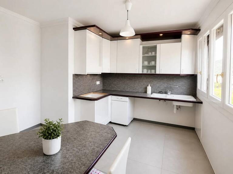 Appartement T4 de 73,27 m² avec balcon, loggia, parking — photo 1