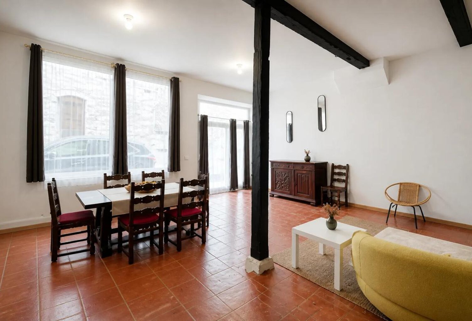 Maison de ville de 126 m² avec garage, cour intérieure — photo 1