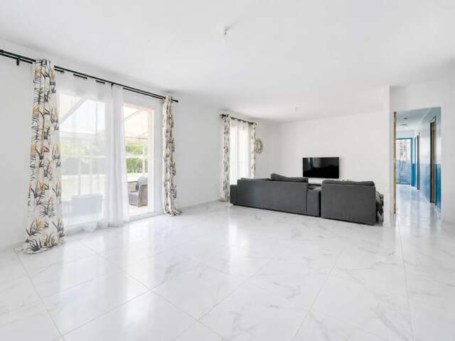 Maison de 6 pièces de 120 m² à Virson — photo du bien