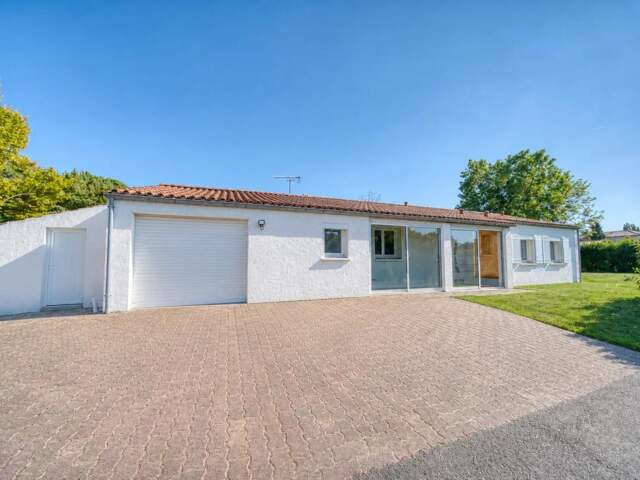 Maison de 6 pièces de 120 m² à Virson — photo du bien