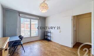Appartement 1 Pièce 25 m² à vendre à Saint-Maurice (94410)
