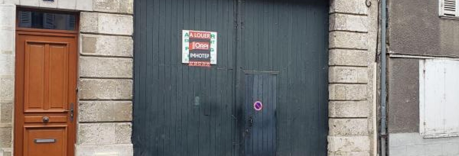Garage  12 m² à louer à Orléans (45100)