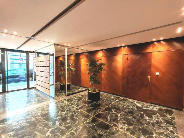 T1 bis de 34 m² avec garage fermé inclus — photo 1