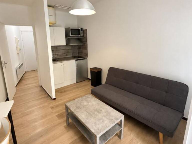 NÎMES – STUDIO MEUBLÉ 19 M² AVEC TERRASSE PRIVATIF — photo 1