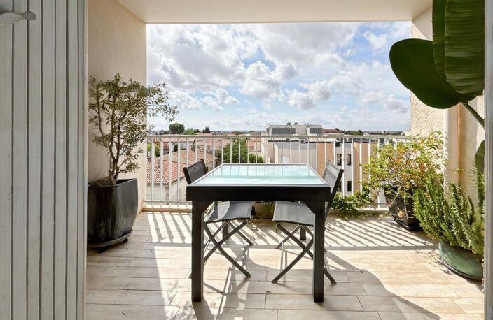 Dernier étage - Terrasse & balcon - Vue dégagée — photo 5