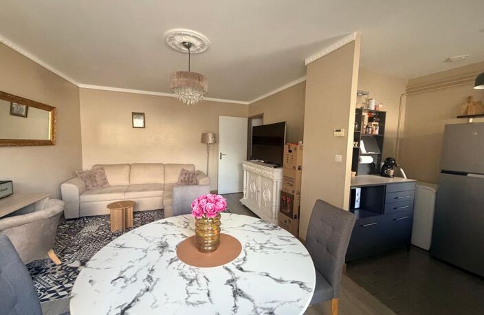 Appartement À Vendre — photo 2