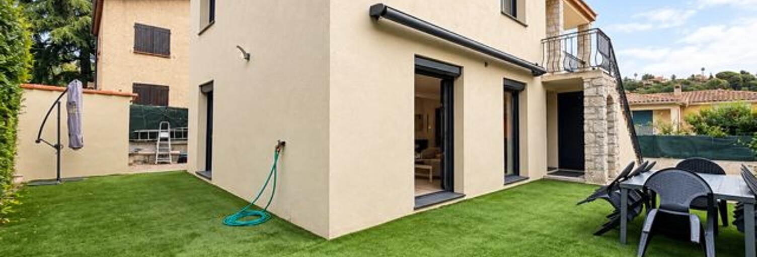 Maison 8 Pièces 166 m² à vendre à Cagnes-sur-Mer (06800)