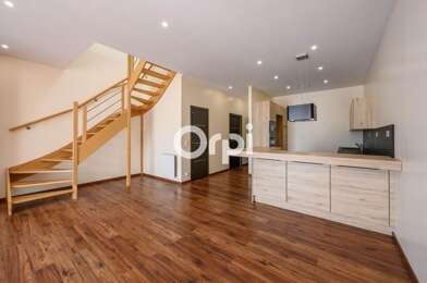 Appartement 4 pièces 162000 €