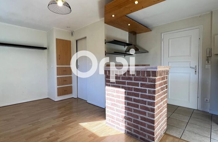 Studio idéalement situé avec place de parking privée — photo 2