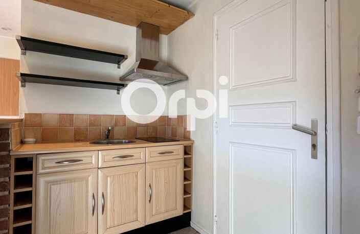 Studio idéalement situé avec place de parking privée — photo 3