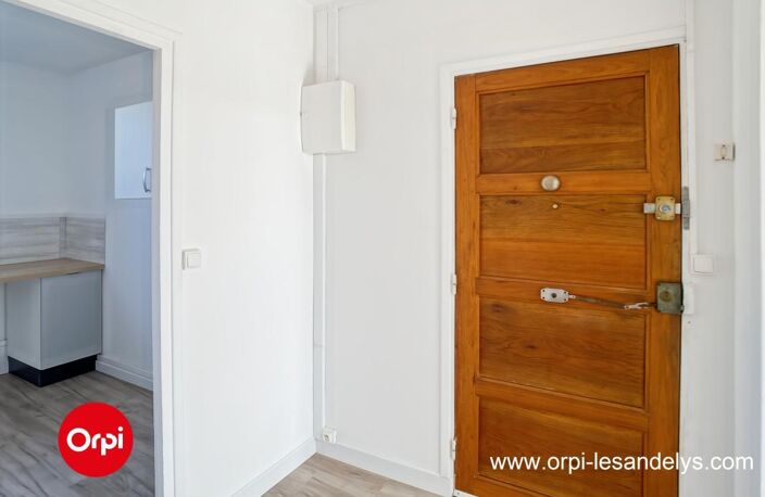 RARE À LA VENTE – APPARTEMENT T3 RÉNOVÉ – CENTRE-VILLE LES ANDELYS — photo 5