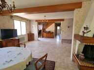MAISON TRADITIONNELLE  et UN TRES BEL ETANG de plus de 4000m² — photo 4