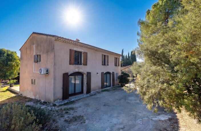 MAS DE CARACTÈRE -180 M², 4 CHAMBRES ET 1 609 M² DE TERRAIN — photo 4