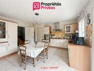 Chateaubriant - Maison7 pièce(s) 140 m2, 4 Chambres, 1174m² de terrain — photo 4