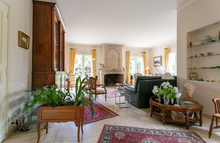 Maison Gétigné 11 P . 6 Chs . Bureaux . 274.92 M² . T 6832 M² . Garage . Cave . Salle de jeux . Bucher — photo 3