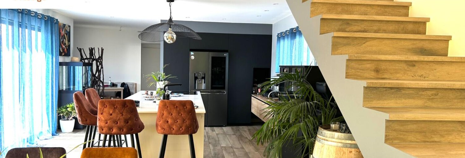 Maison 6 Pièces 145 m² à vendre à Saint-Cyr-sur-Mer (83270)