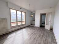 Appartement - Le Mans - BOLLEE - STUDIO avec Terrasse - 29 m² — photo 4