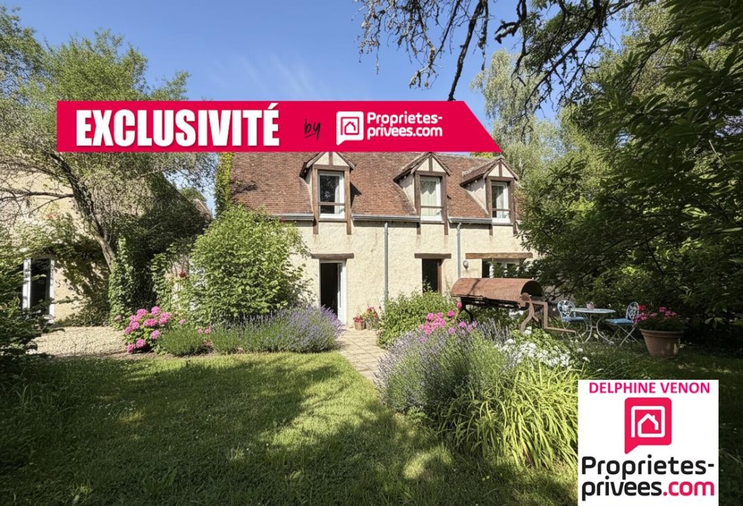 Exclusivité - Ensemble immobilier comprenant auberge + 3 gites avec piscine et tennis dans le centre bourg de Combreux sur un terrain de 4375 m² environ — photo 1