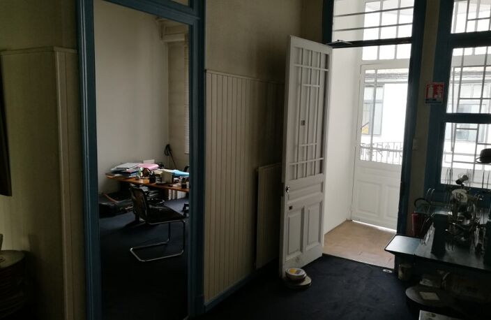 RHONE 69 A VENDRE BUREAUX 69009 LYON — photo 4