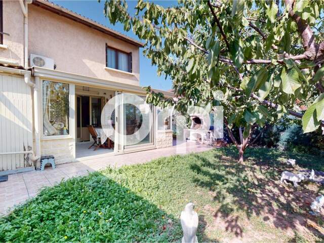 SAINT-PRIEST VILLAGE – MAISON 4 CHAMBRES – IMPASSE – JARDIN SANS VIS-À-VIS — photo du bien