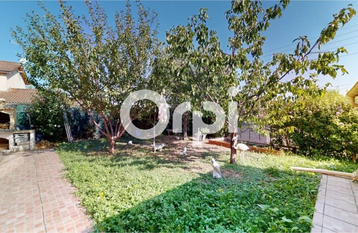 SAINT-PRIEST VILLAGE – MAISON 4 CHAMBRES – IMPASSE – JARDIN SANS VIS-À-VIS — photo 3