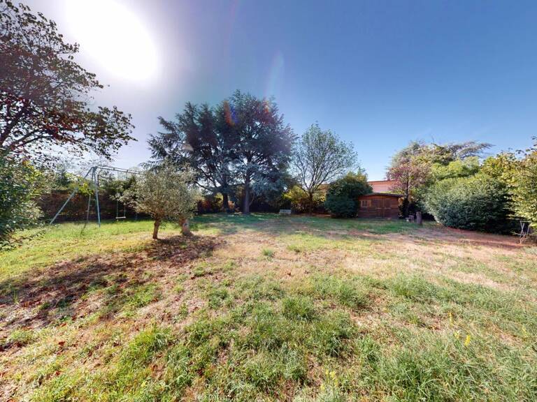 Terrain constructible 1119m² fond d'impasse — photo 1