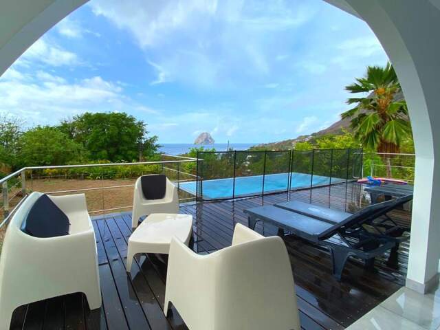 Maison + piscine Le Diamant 4 pièce(s) 184.64 m2 À Vendre — photo du bien