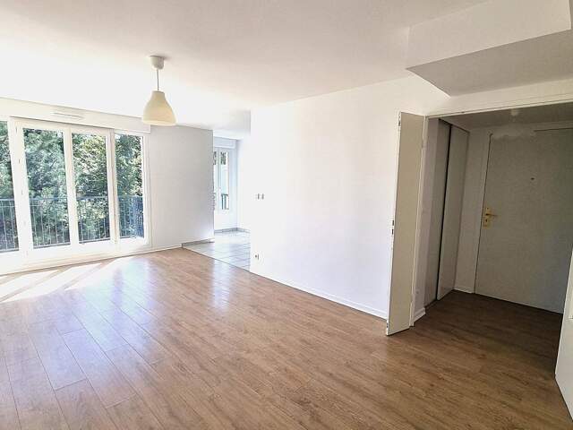 Beau F3 à vendre à 4 mn de l'ISLE-ADAM — photo du bien
