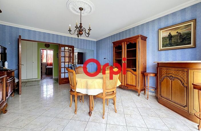 Appartement À Vendre — photo 3