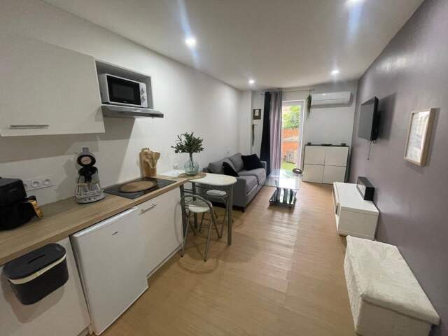 A VENDRE LA SEYNE SUR MER 83500 PROCHE PORT IMMEUBLE DE RAPPORT — photo du bien