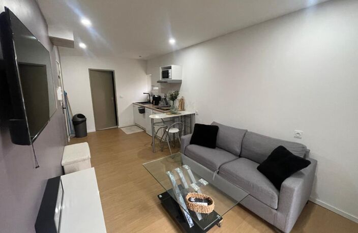 A VENDRE LA SEYNE SUR MER 83500 PROCHE PORT IMMEUBLE DE RAPPORT — photo 3