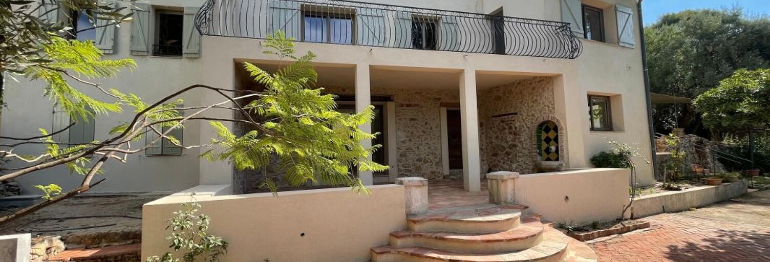 Maison 9 Pièces 250 m² à vendre à Toulon (83200)