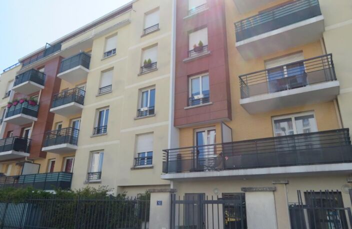 Appartement À Vendre — photo 2