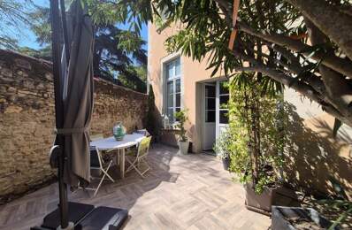 Appartement À Vendre — photo du bien